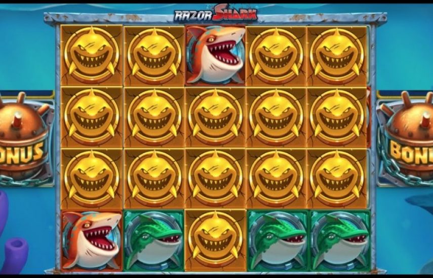 Слот Razor Shark