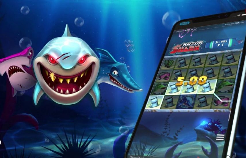 Слот Razor Shark
